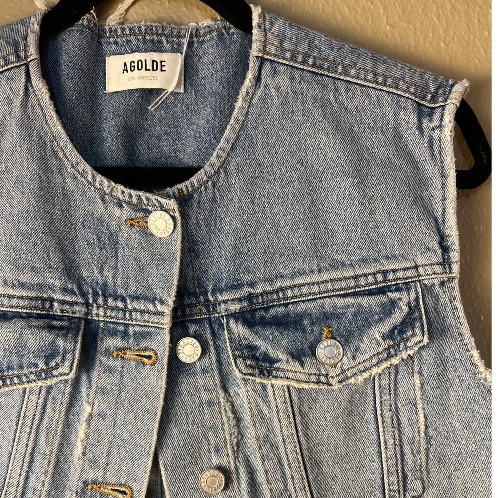AGOLDE Leo Sleeveless Distressed Denim Vest Size M - Picture 4 of 7